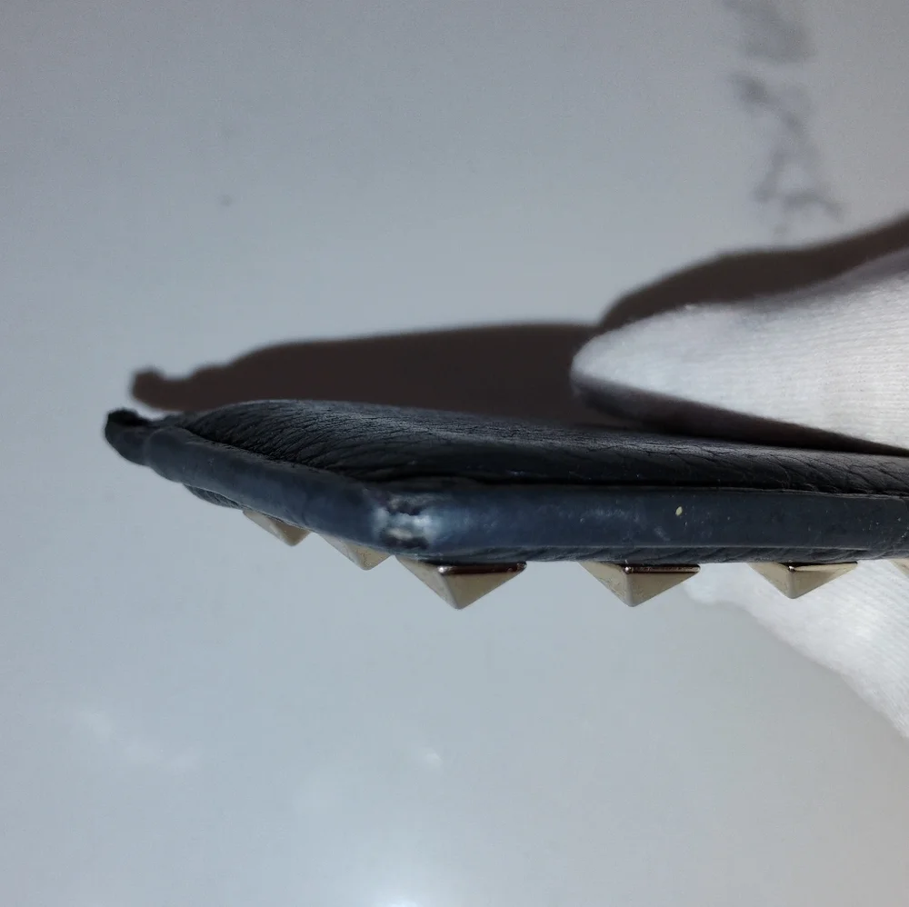 Valentino Garavani Card Holder - Black Studded Pebbled Leather - Picture 13 of 14